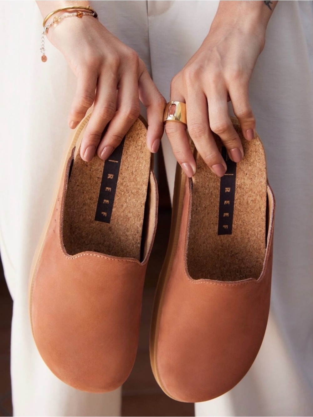 Reef Vista Skye Caramel Suede Leather Platform Mules Size 9 Slip On Clogs